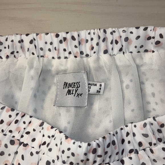 Princess Polly Skirt - Picture 4 of 4